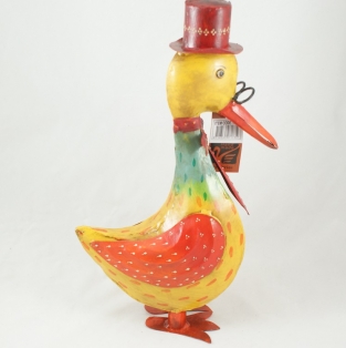 Duck with hat